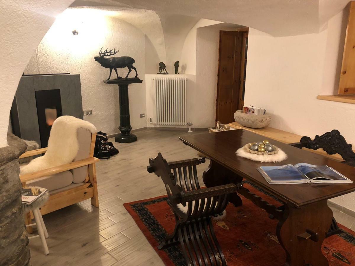 Les Cheminees Lägenhet La Thuile Exteriör bild